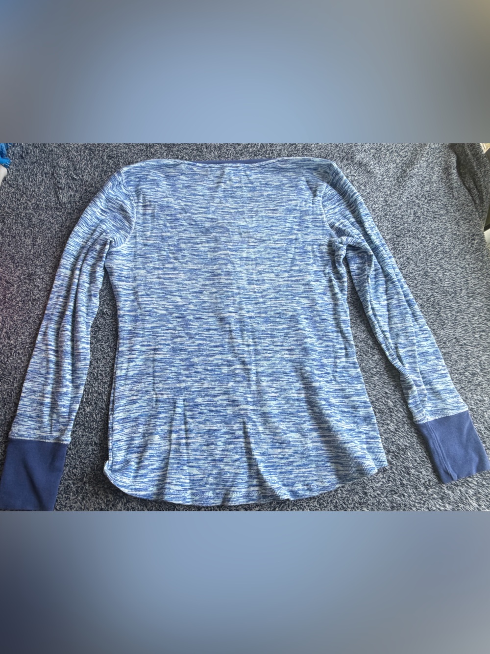 Victoria's Secret Heathered Blue Long-Sleeve Henley pajama - Picture 8 of 10
